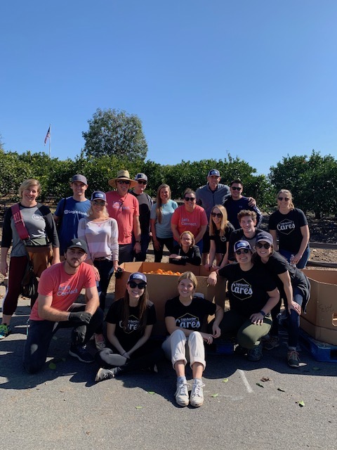 LogicMonitor employees volunteered at the Food Bank of Santa Barbara County to help provide meals for those in need. 